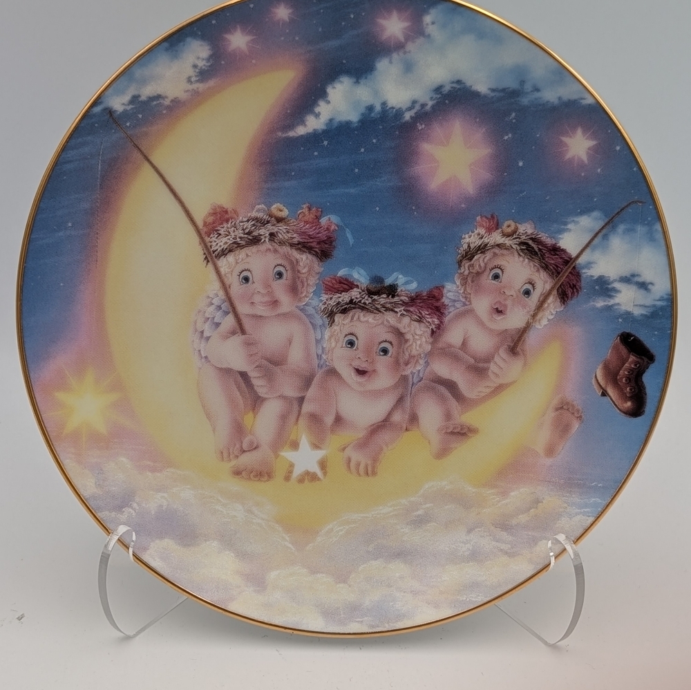 BY THE LIGHT OF THE MOON PLATE DREAMSICLES  6 1/2" COA #45788